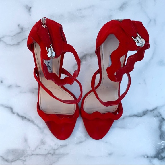 Prada red suede triple strap wavy scalloped sandal size IT 39 US 9 - Picture 9 of 16